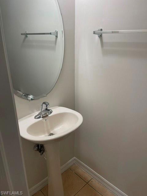Entry hall half bath