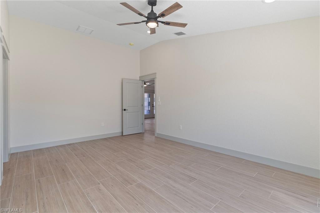 17203 Chase AVE photo 9