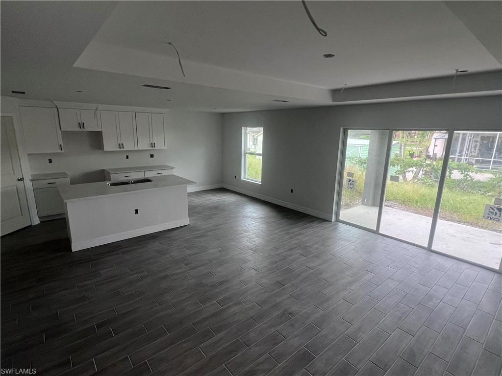 2406 Bay PLZ photo 6