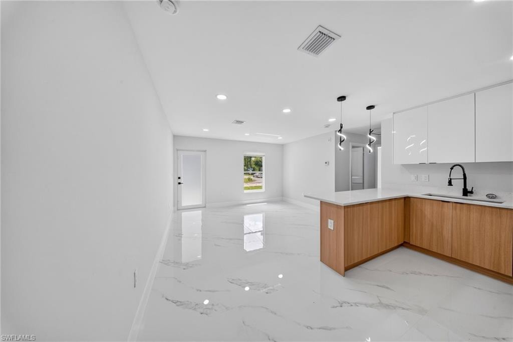 231 Andalucia AVE S photo 14