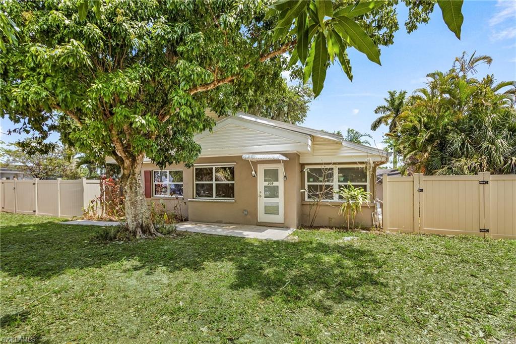 209 Kingston DR photo 37