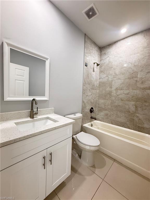 364 Progress AVE photo 13