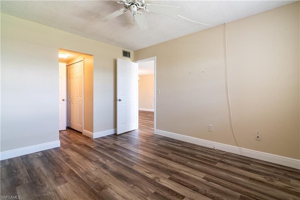4940 Vincennes ST 106 photo 17