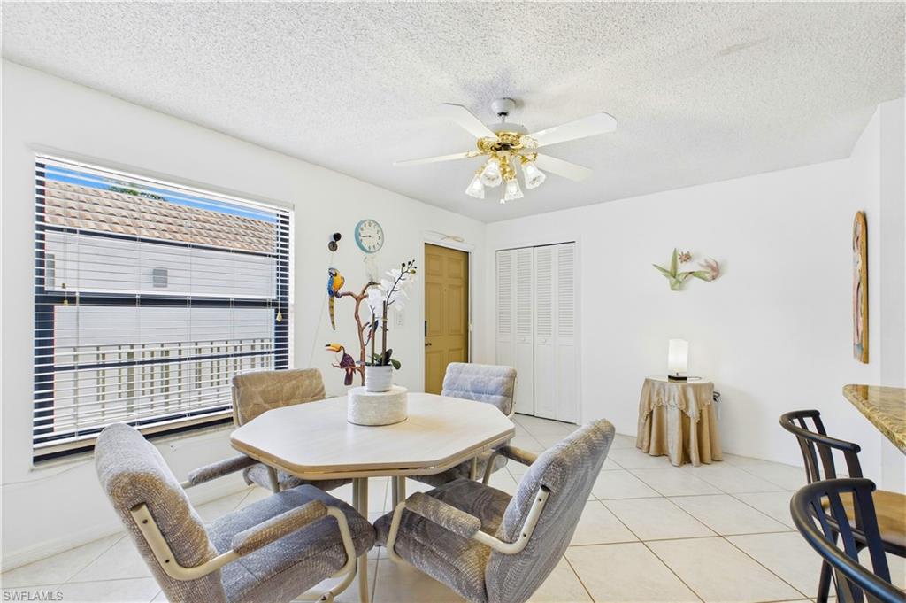 A welcoming space for casual meals or gathering with guests