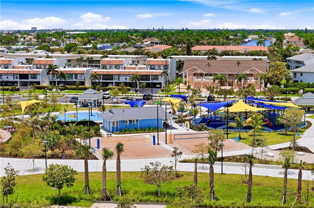 Jaycee Park adds tremendous appeal to the neighborhood and makes this not only a WONDERFUL PLACE TO LIVE, but also a SMART INVESTMENT with STRONG EQUITY GROWTH POTENTIAL