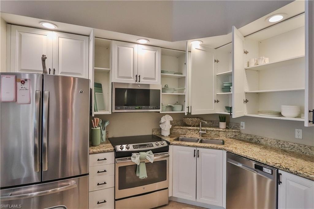 2825 Palm Beach BLVD 116 photo 28