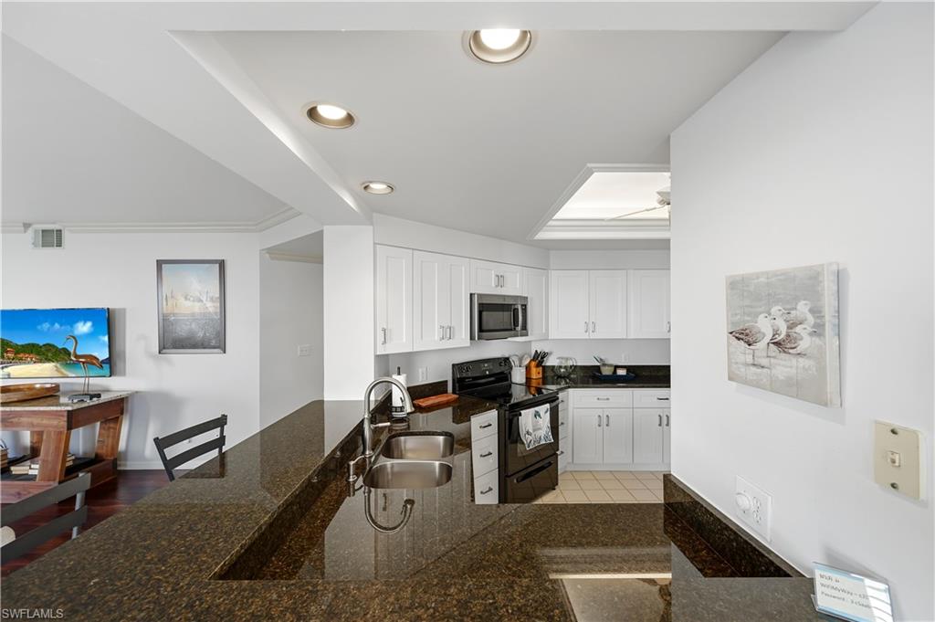6260 Bellerive AVE 404 photo 26