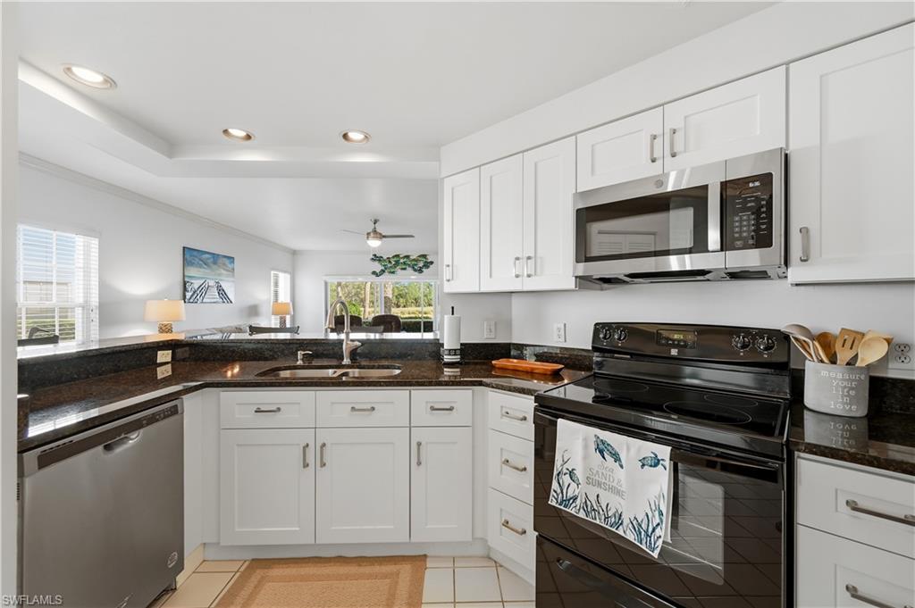 6260 Bellerive AVE 404 photo 25