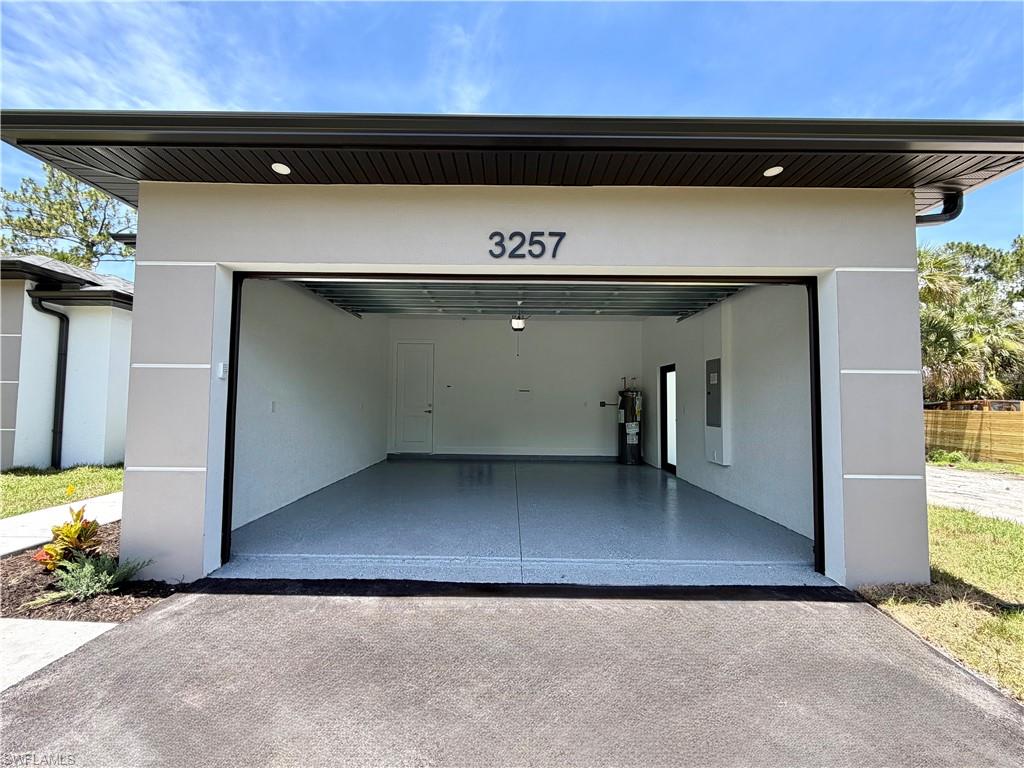 3257 Desoto Blvd S photo 35