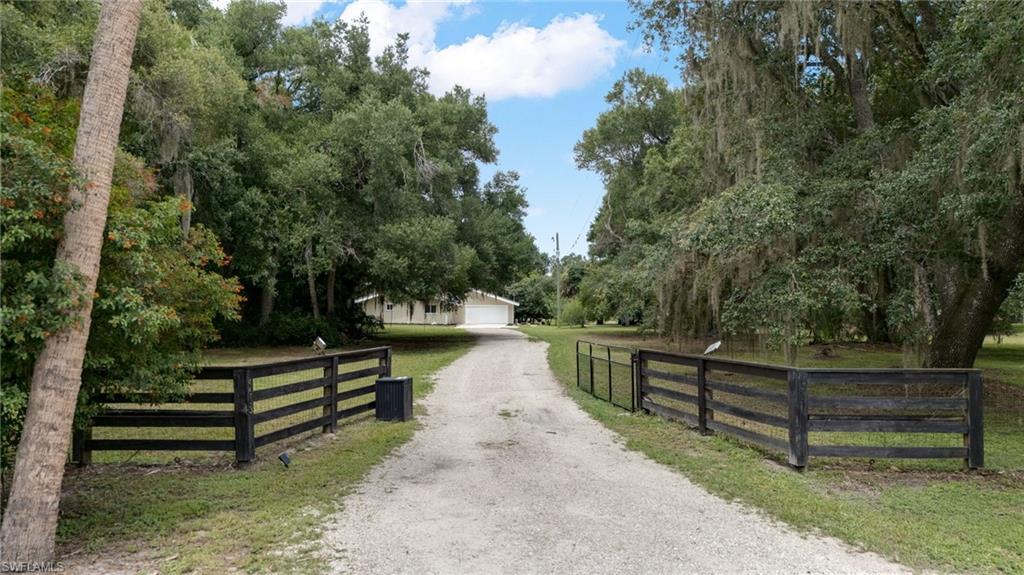 4613 Orange River Loop RD