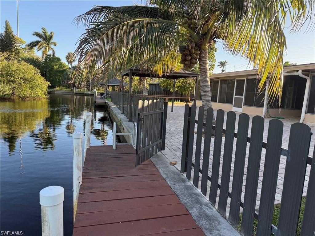 141 Schneider DR photo 11