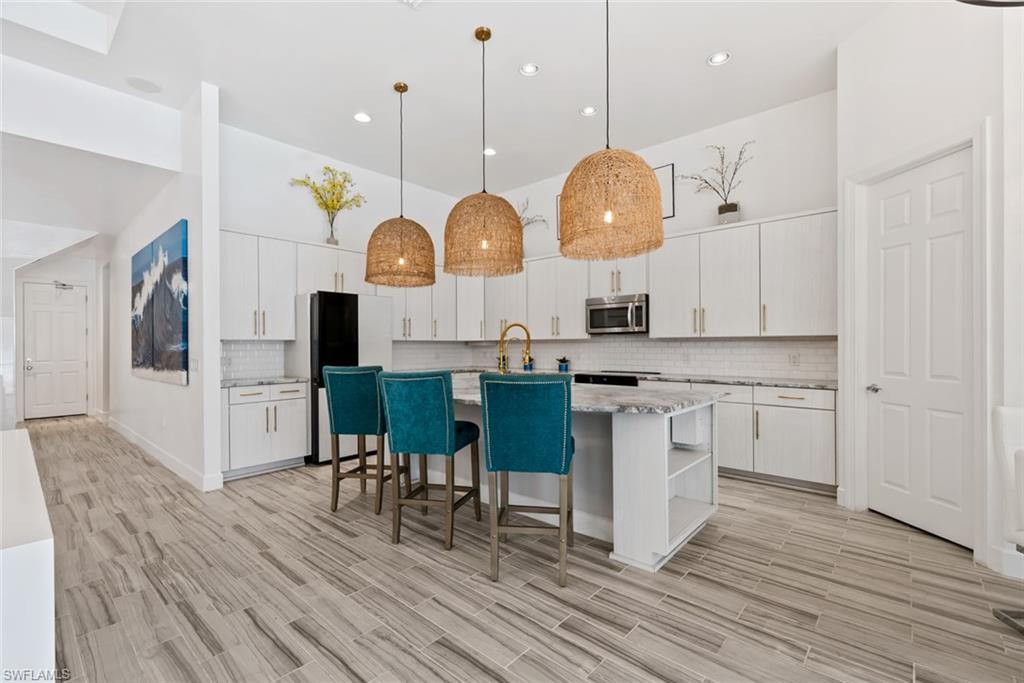 20928 Corkscrew Shores BLVD photo 8
