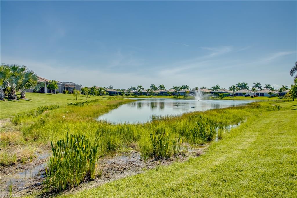 8260 Venetian Pointe DR photo 43