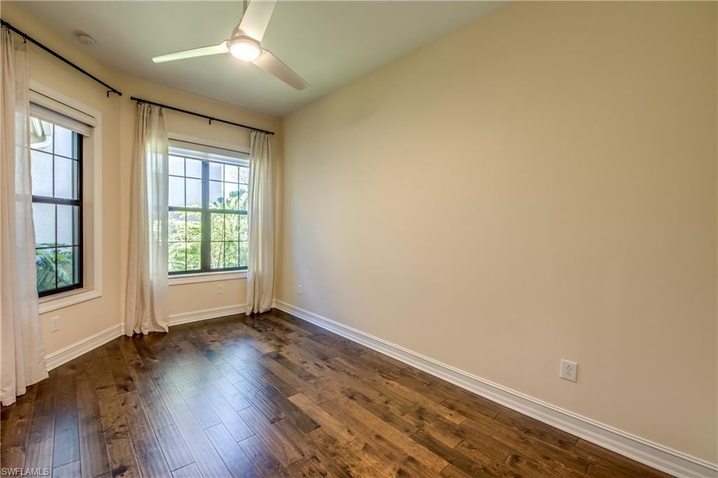 8260 Venetian Pointe DR photo 29