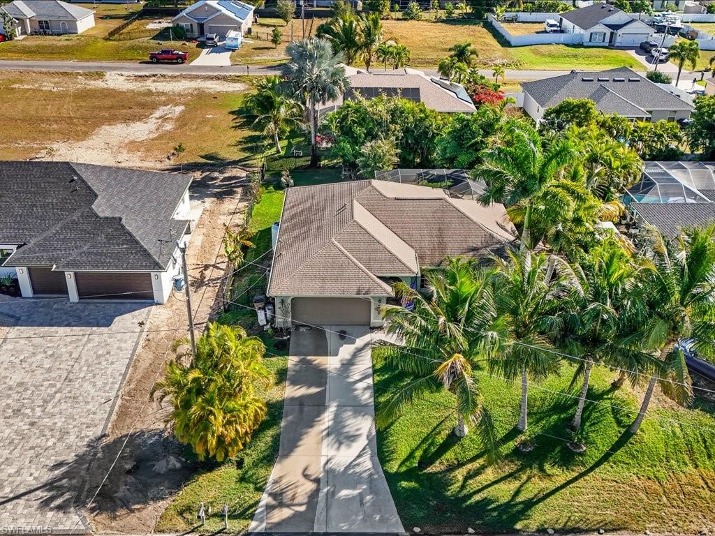 1209 NW 25th PL