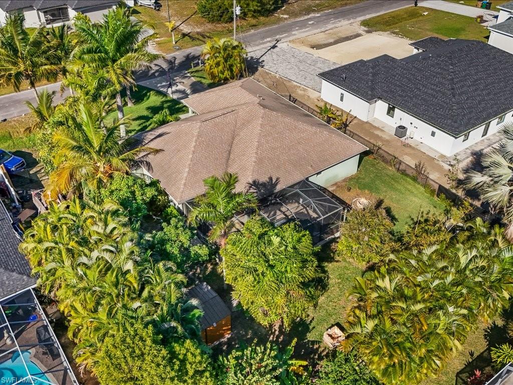 1209 NW 25th PL photo 38