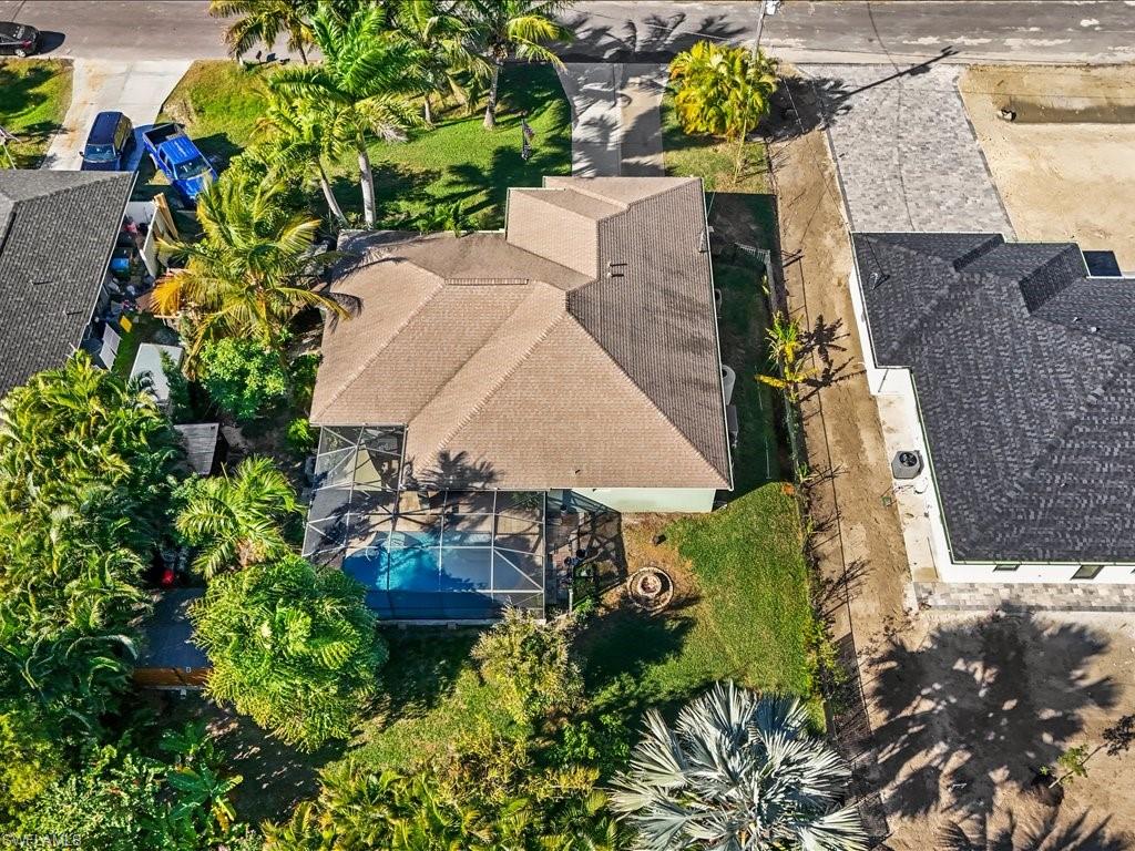 1209 NW 25th PL photo 37
