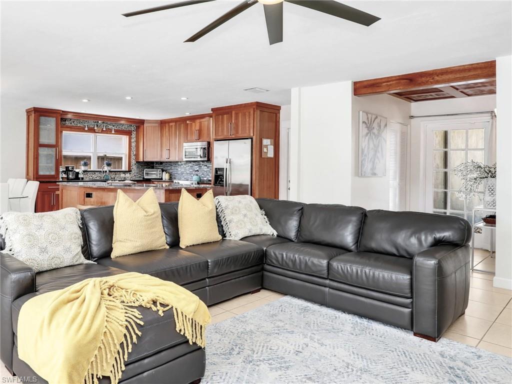 Family Room/Kitchen