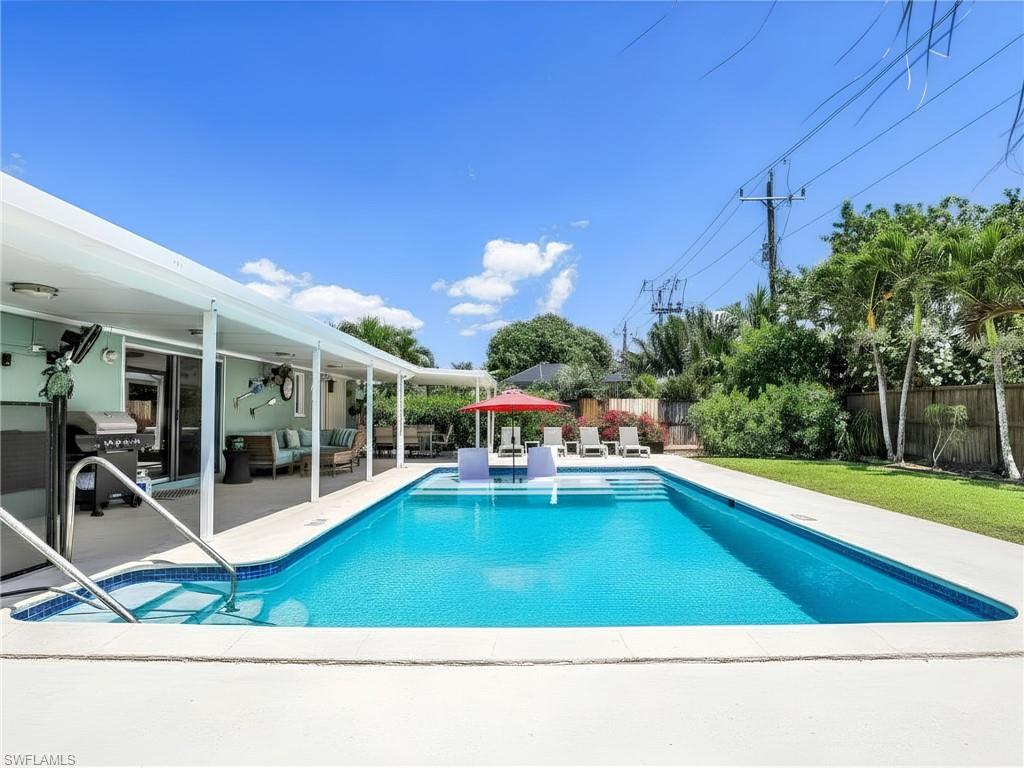 1268 Lake Shore DR