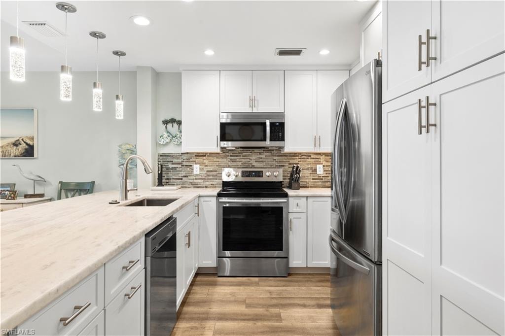 9101 Vanderbilt DR 302