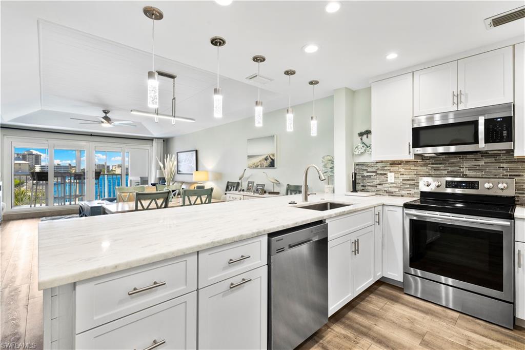 9101 Vanderbilt DR 302