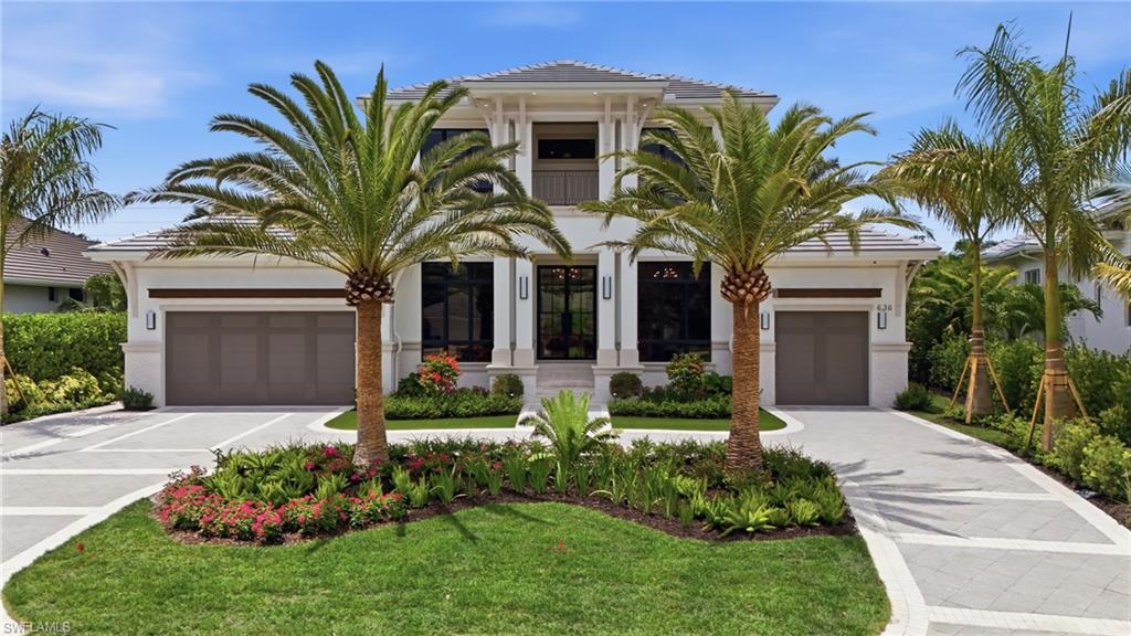 636 Fountainhead LN