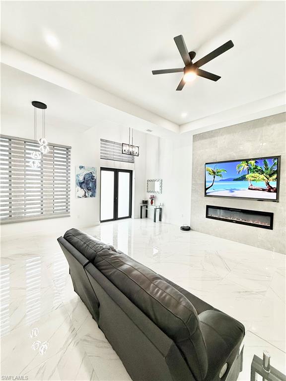 424 SW 26th AVE