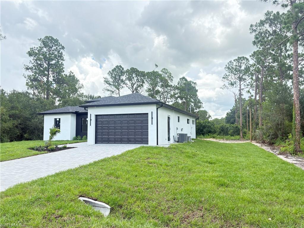 1010 Wellington AVE