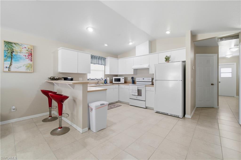 1712 SW Santa Barbara PL