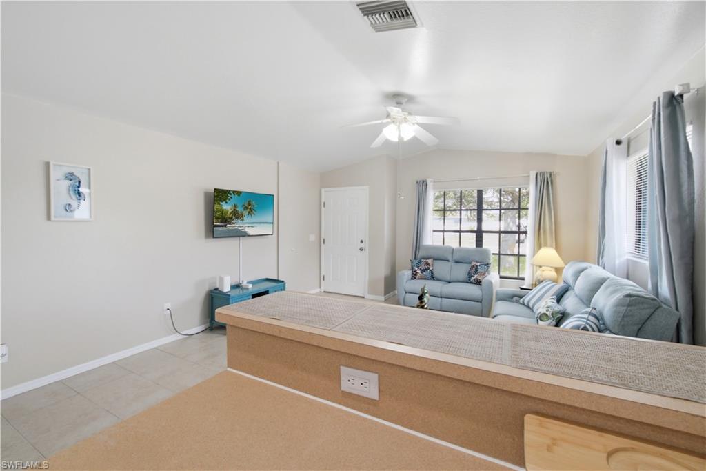 1712 SW Santa Barbara PL photo 6