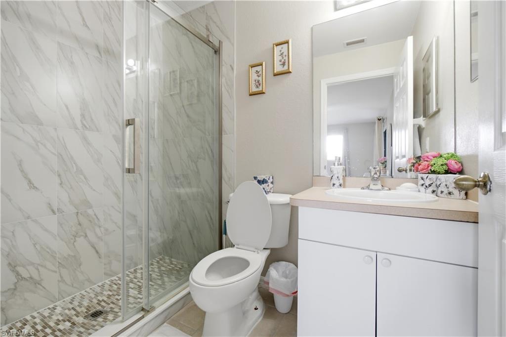 1712 SW Santa Barbara PL photo 16