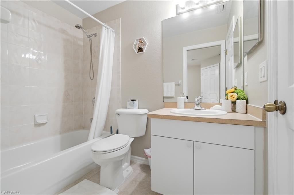1712 SW Santa Barbara PL photo 11