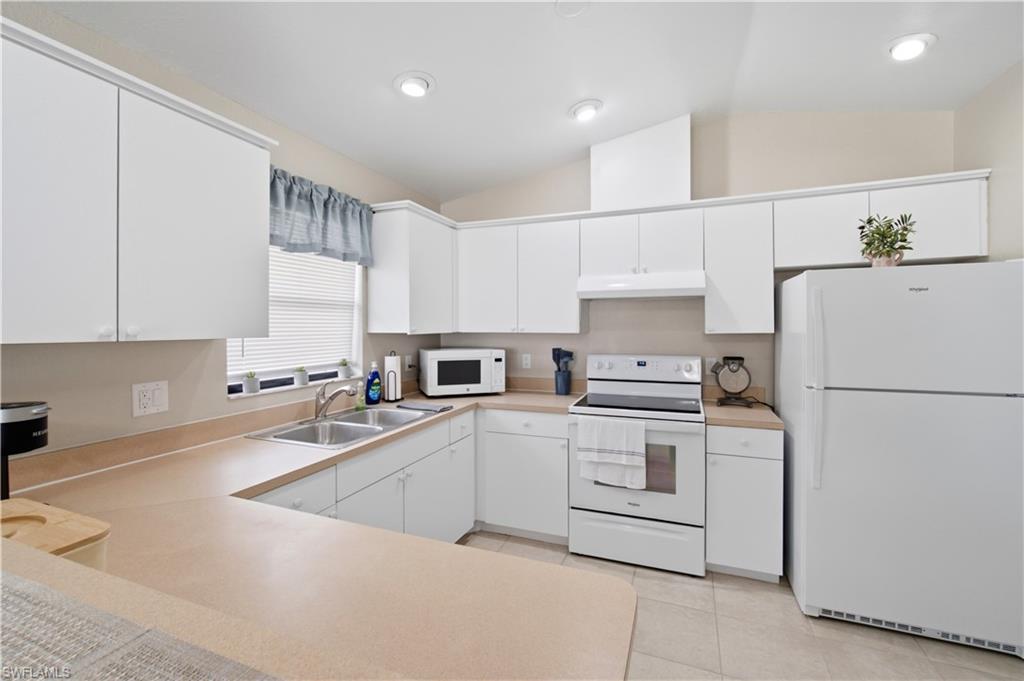1712 SW Santa Barbara PL