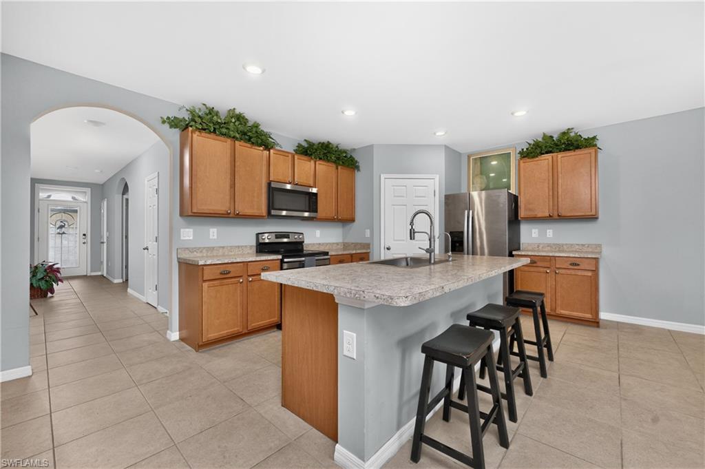 7492 Mikasa DR photo 13
