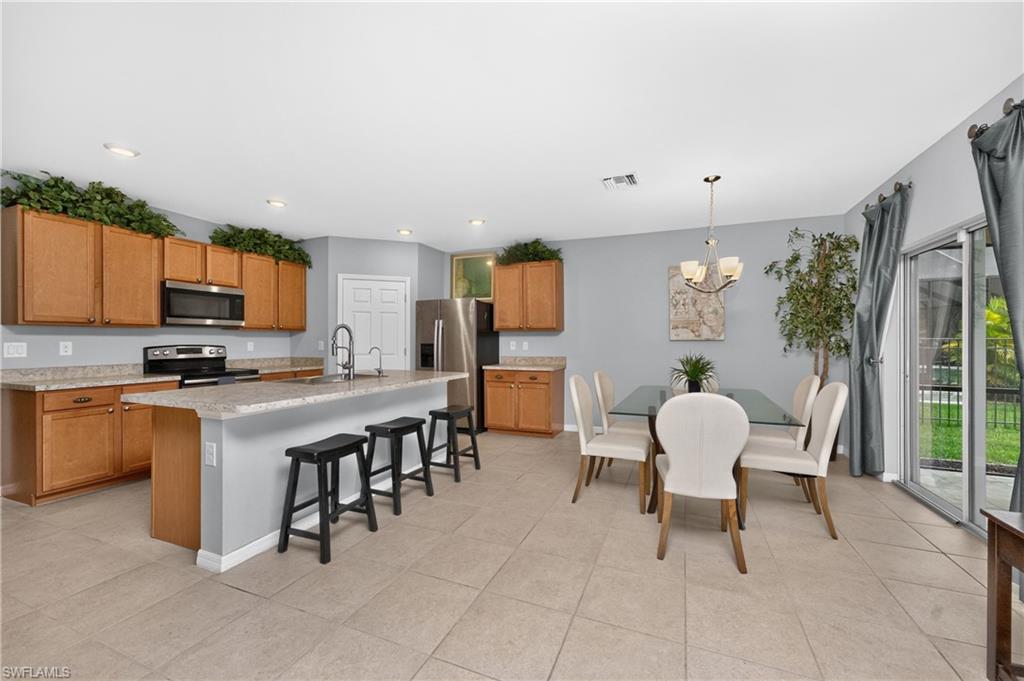 7492 Mikasa DR photo 16
