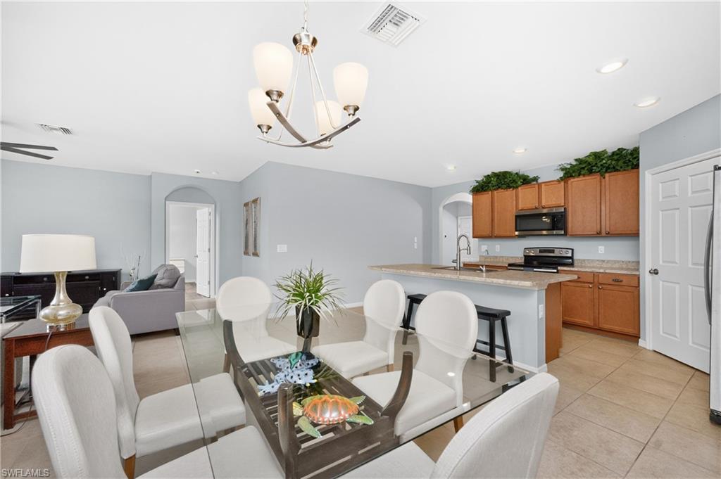 7492 Mikasa DR photo 11