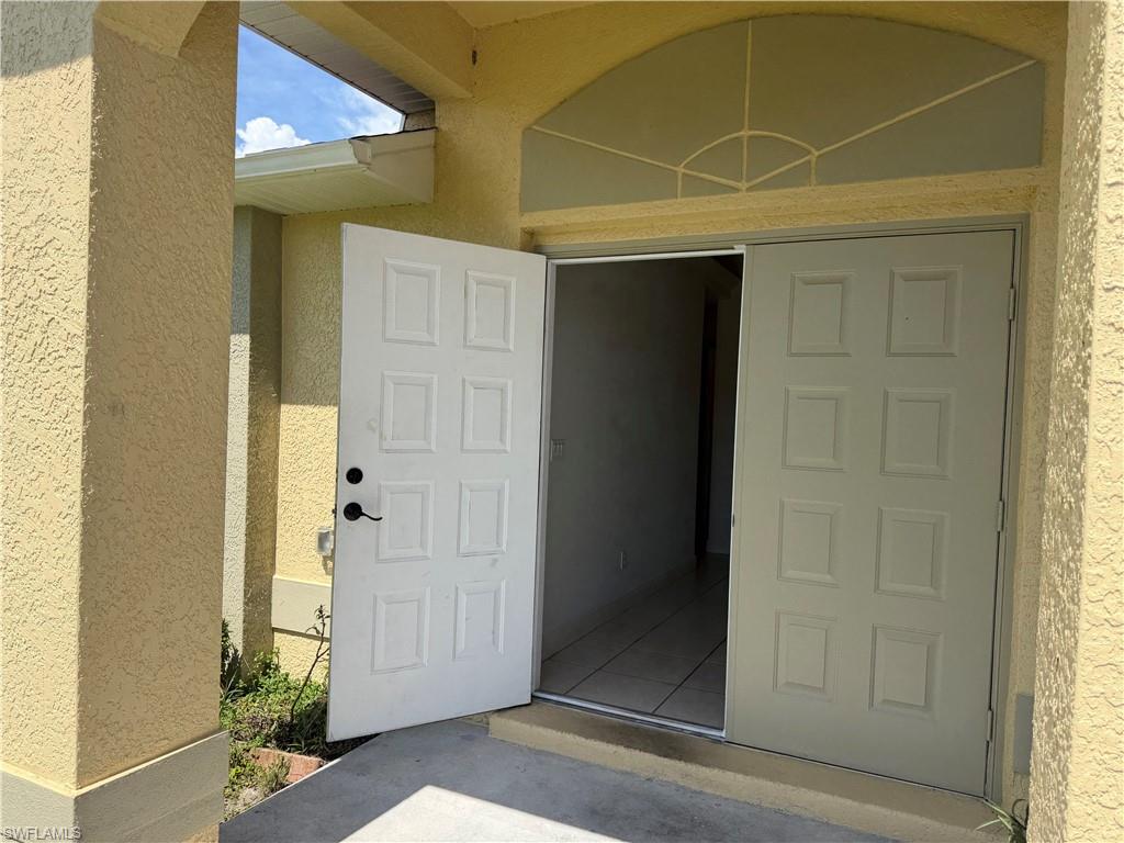 305 NW 22nd PL