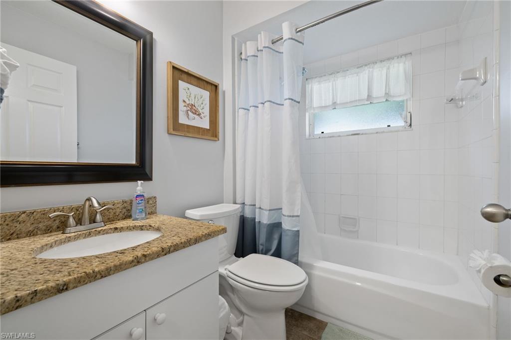 301 SE 30th TER photo 19