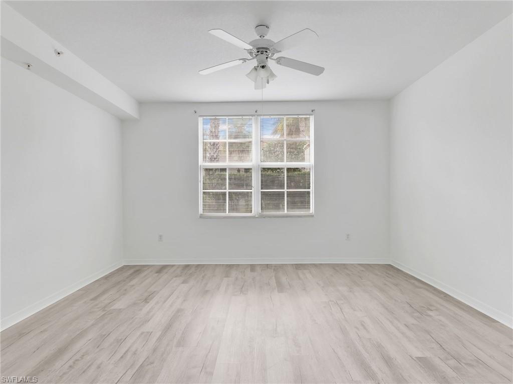 8561 Evernia CT 103 photo 12