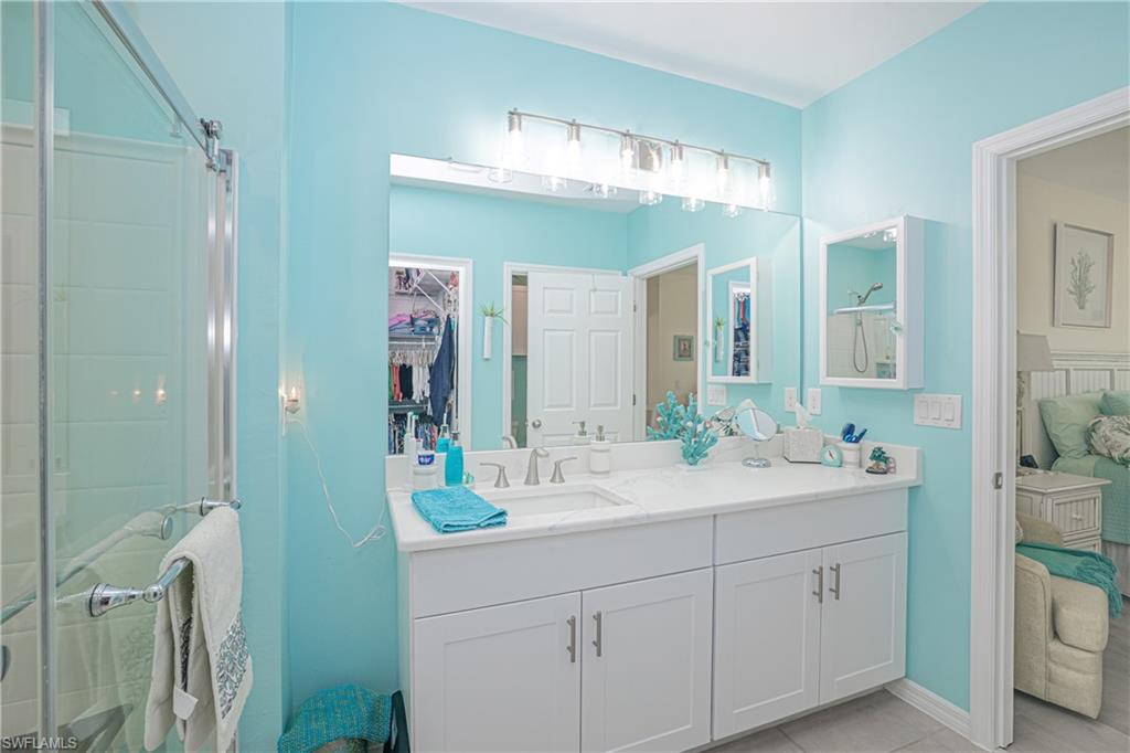 25104 E Lenox CIR photo 27