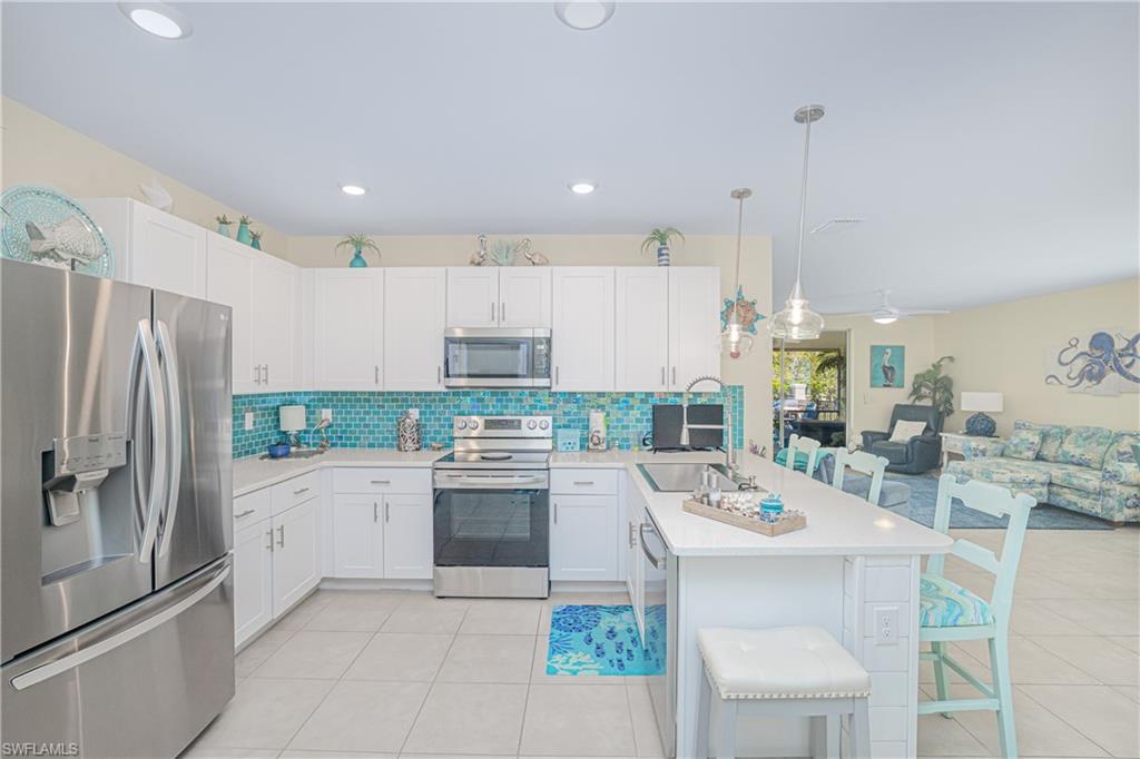 25104 E Lenox CIR