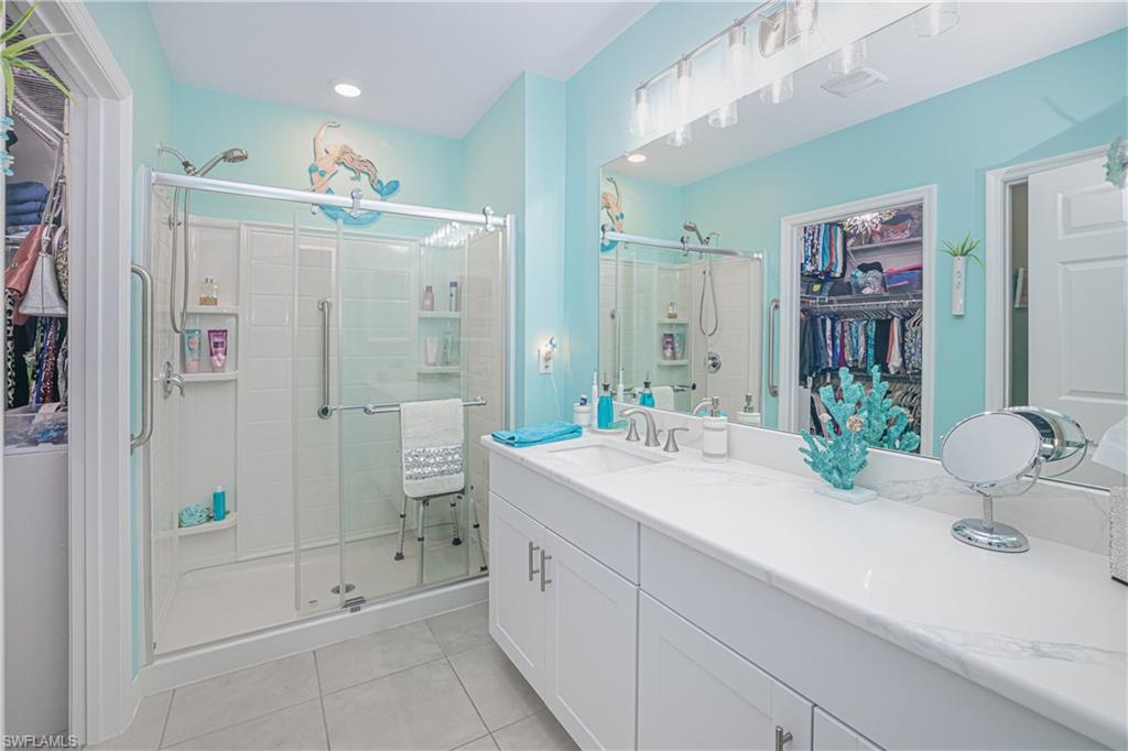25104 E Lenox CIR photo 28