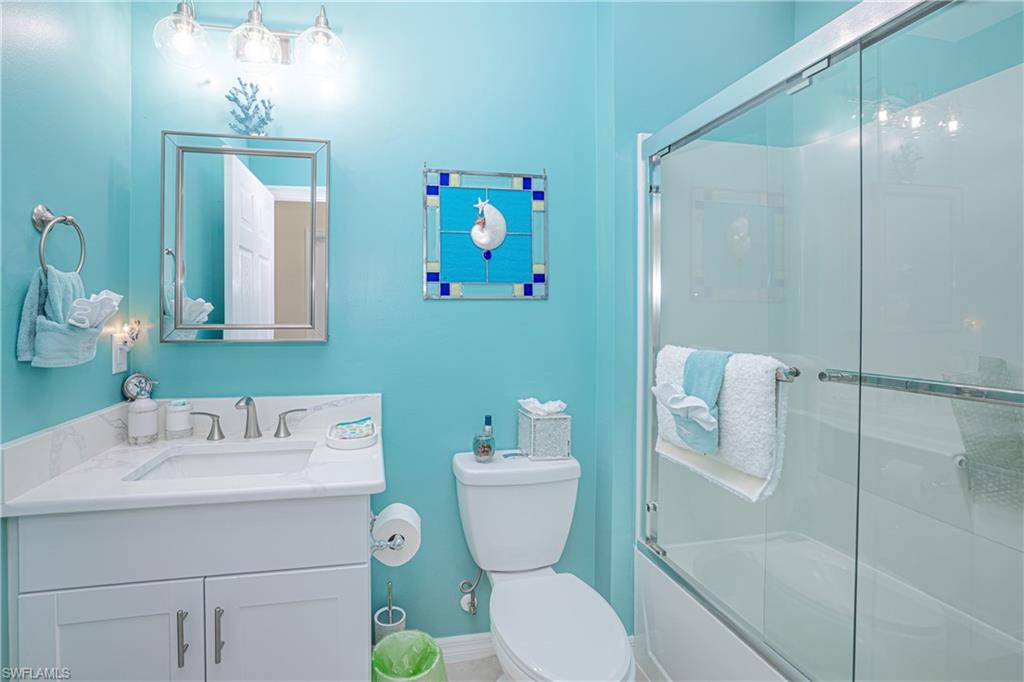 25104 E Lenox CIR photo 34