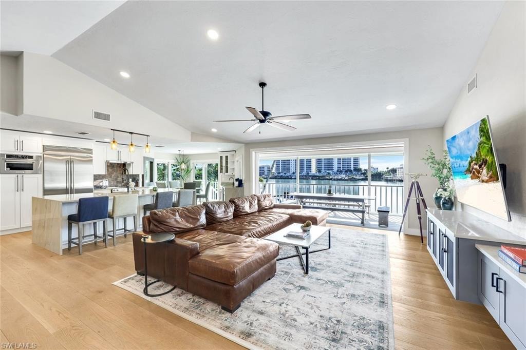 336 Oak AVE