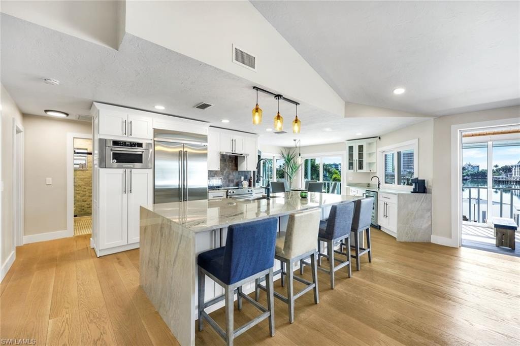 336 Oak AVE photo 11
