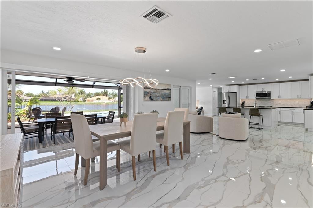 2500 Kings Lake BLVD