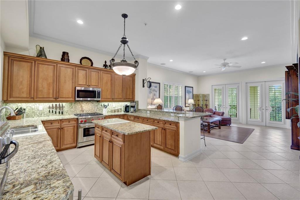 2830 Tiburon BLVD E 103 photo 6