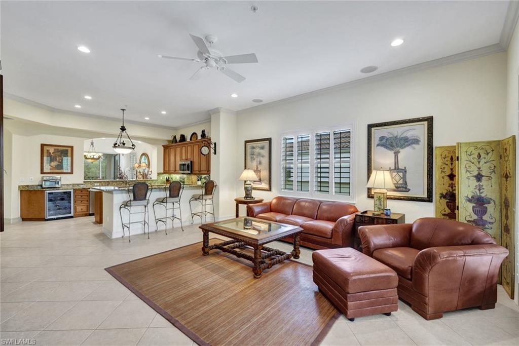 2830 Tiburon BLVD E 103