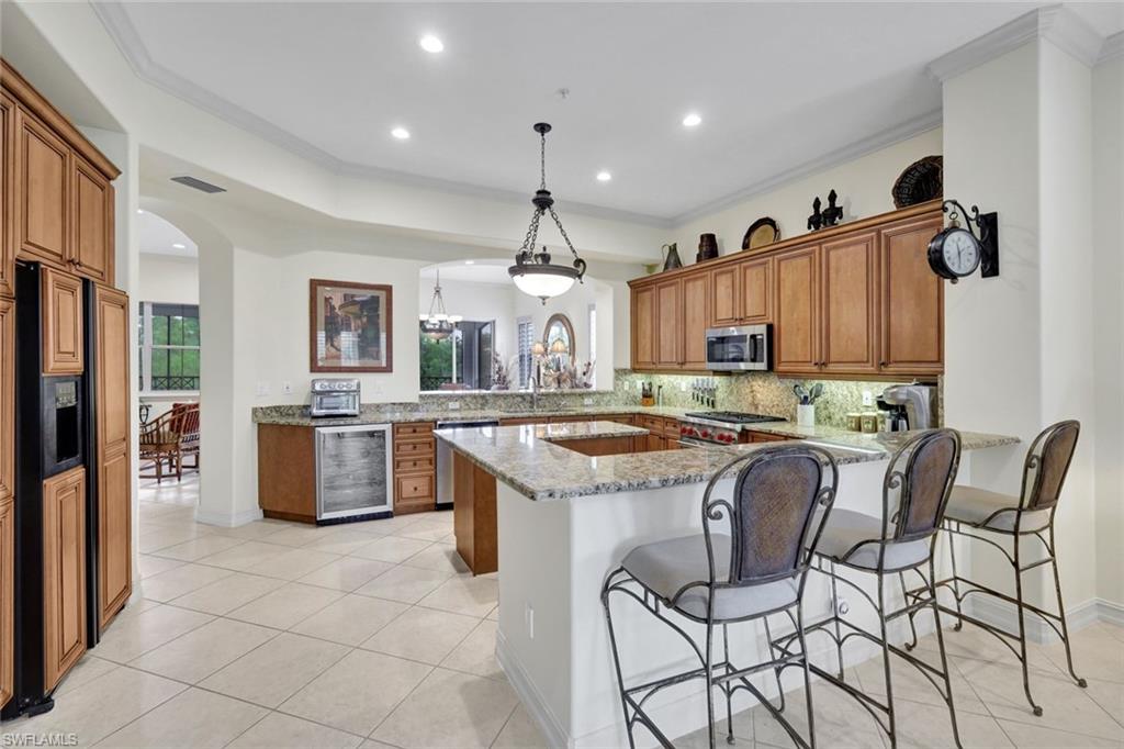 2830 Tiburon BLVD E 103