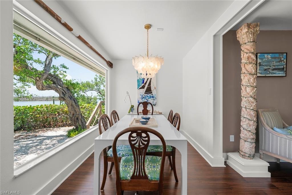 2539 Coconut DR photo 10